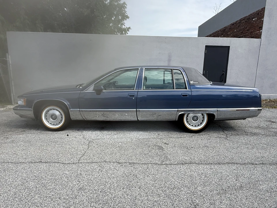 1994 Cadillac Fleetwood - Image 28 of 30