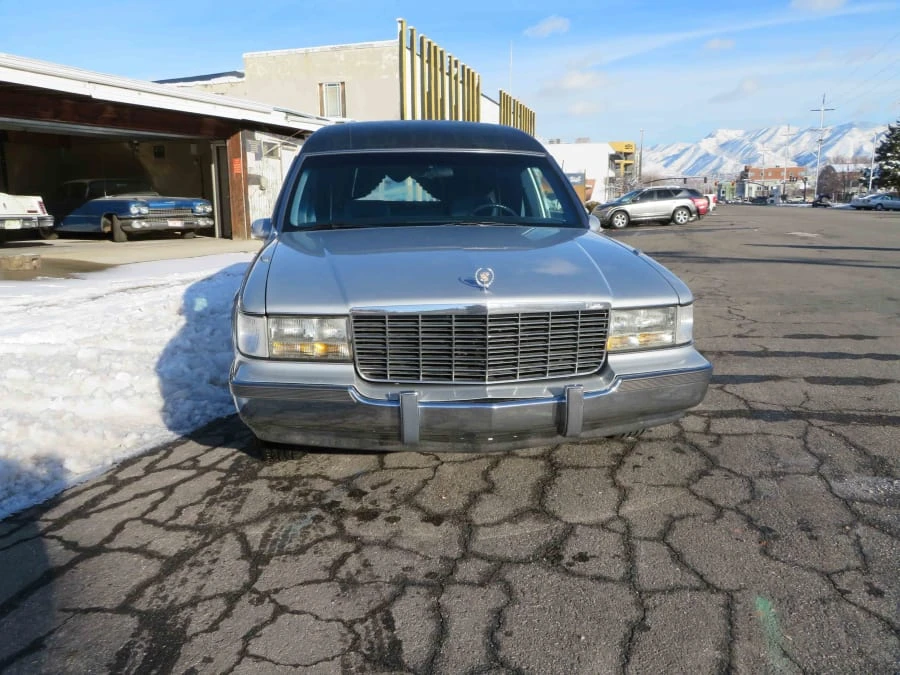 1994 Cadillac Fleetwood - Image 17 of 31