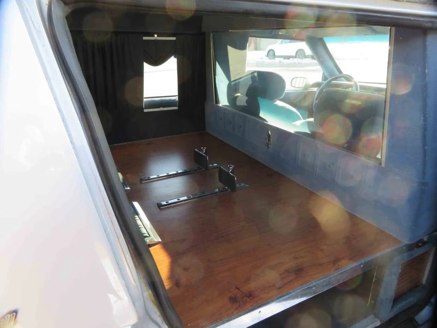 1994 Cadillac Fleetwood - Image 31 of 31