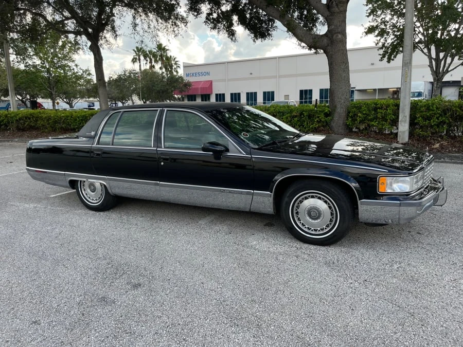 1994 Cadillac Fleetwood - Image 2 of 2