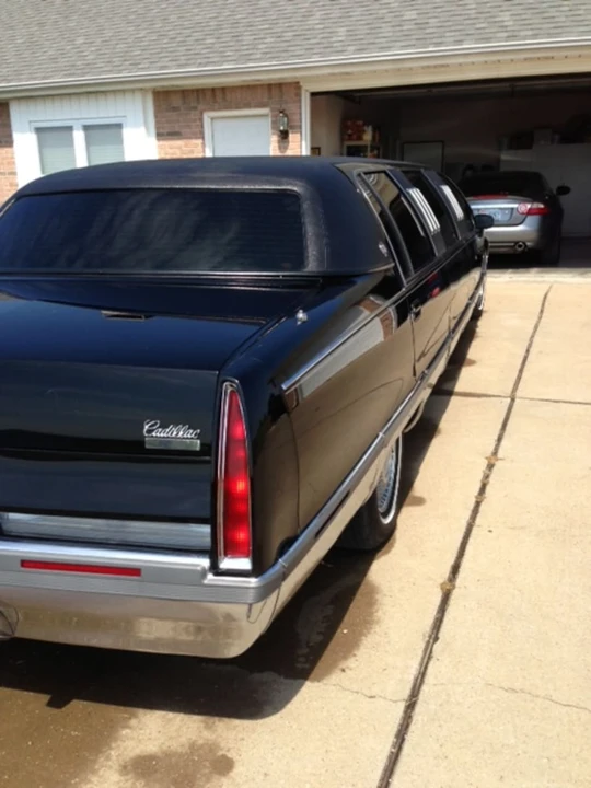 1994 Cadillac Fleetwood - Image 7 of 8
