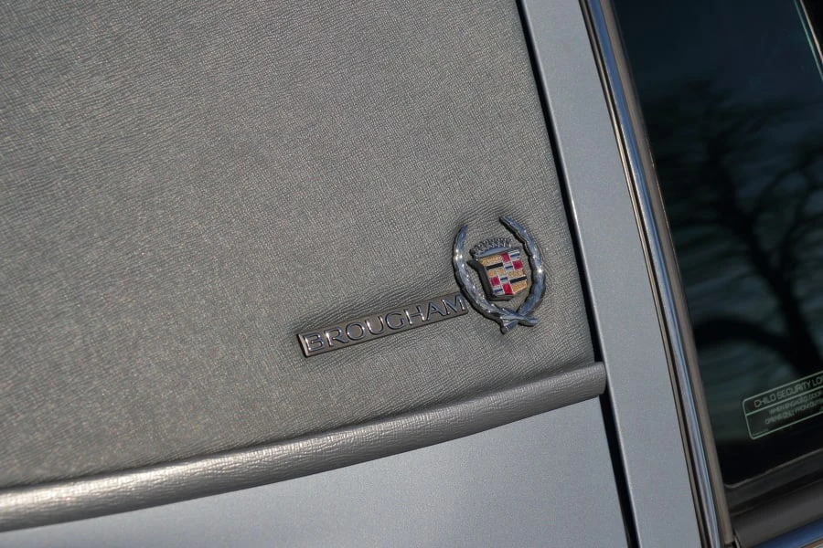 1994 Cadillac Fleetwood - Image 12 of 31