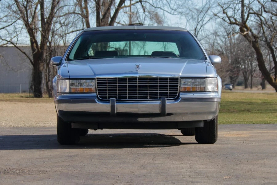 1994 Cadillac Fleetwood - Image 4 of 31