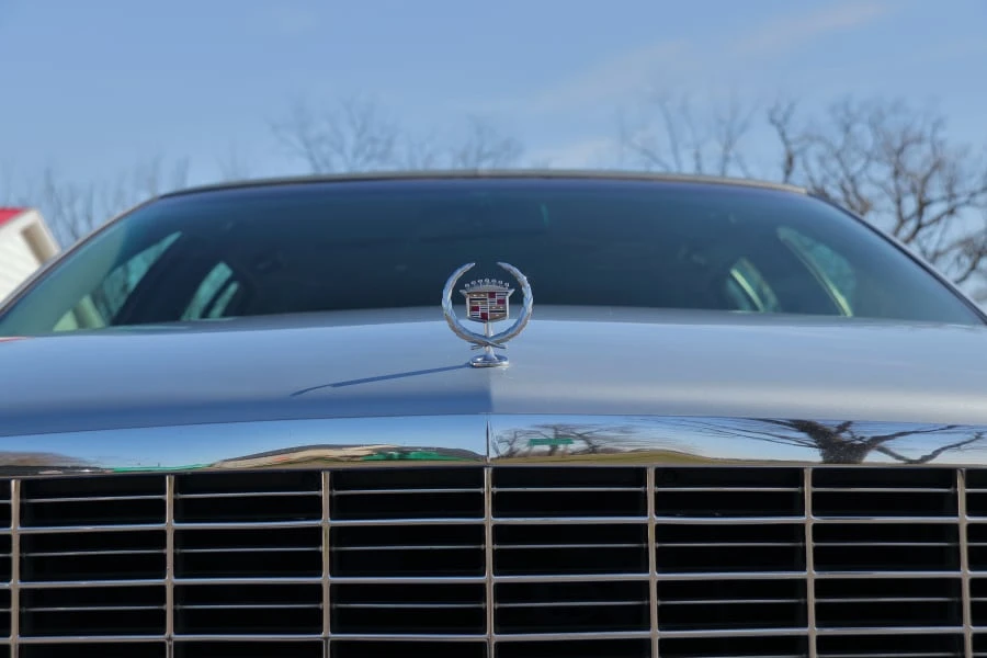 1994 Cadillac Fleetwood - Image 10 of 31