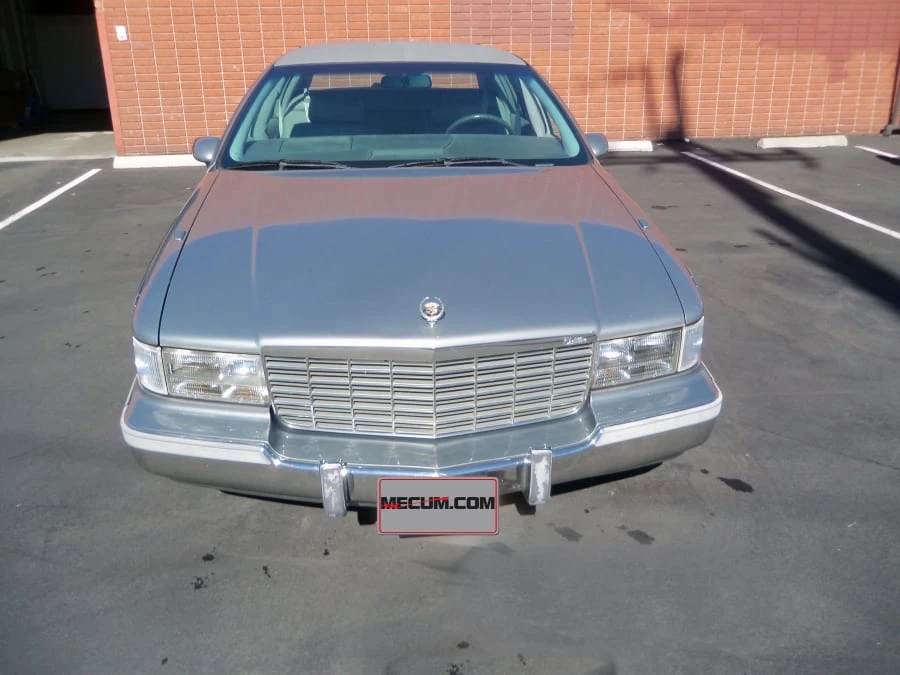 1994 Cadillac Fleetwood - Image 8 of 8