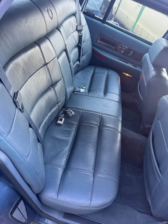 1994 Cadillac Fleetwood - Image 6 of 8