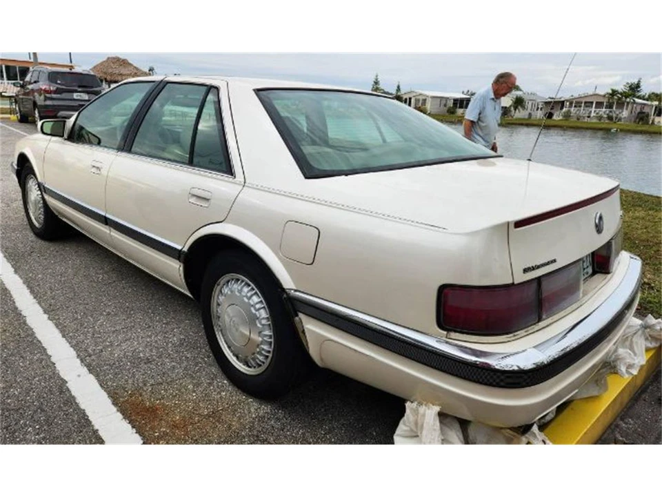 1994 Cadillac Seville - Image 19 of 25
