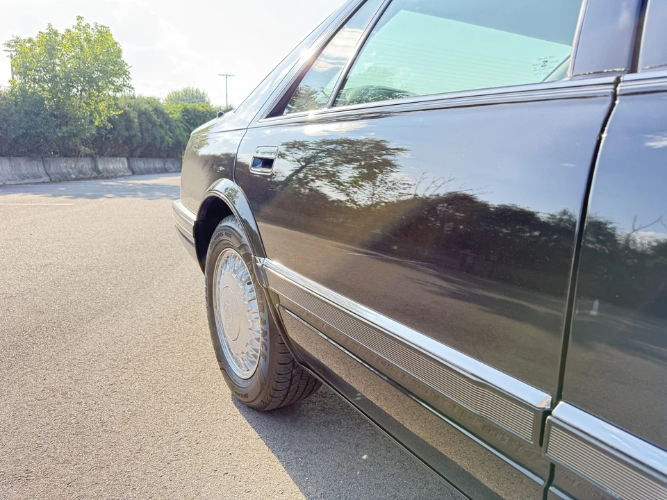 1994 Cadillac Seville - Image 17 of 31