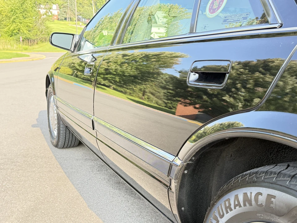 1994 Cadillac Seville - Image 26 of 31
