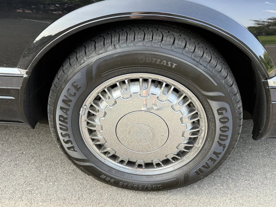 1994 Cadillac Seville - Image 31 of 31