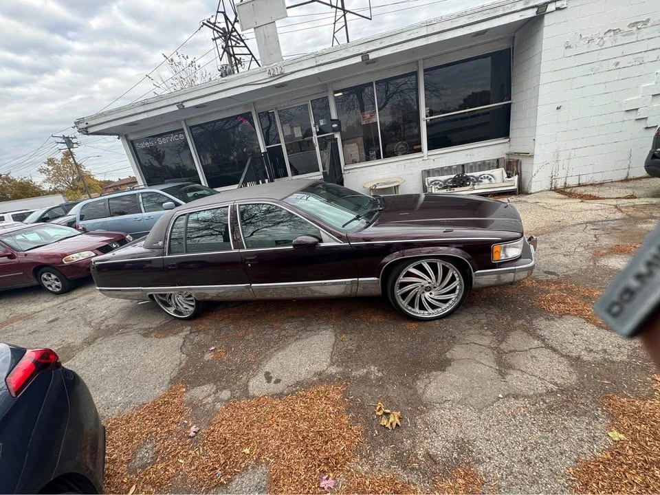 1994 Cadillac Brougham - Image 7 of 13