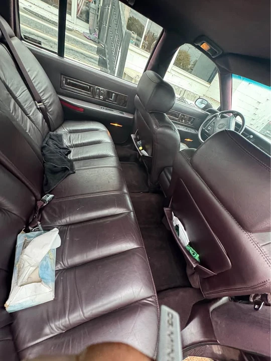 1994 Cadillac Brougham - Image 6 of 13