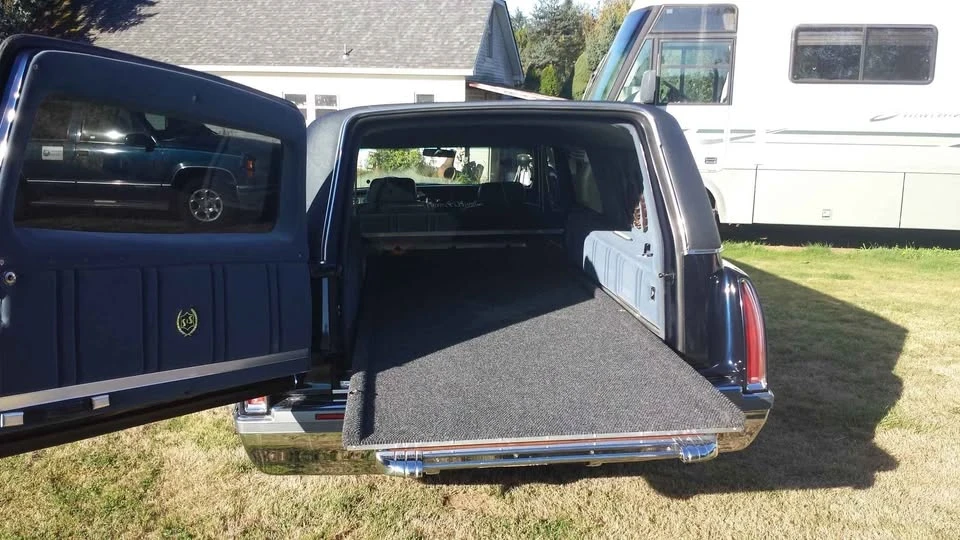 1994 Cadillac Fleetwood - Image 2 of 6