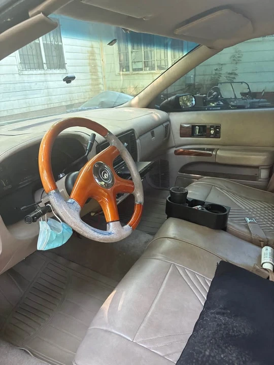 1994 Chevrolet Caprice - Image 3 of 5