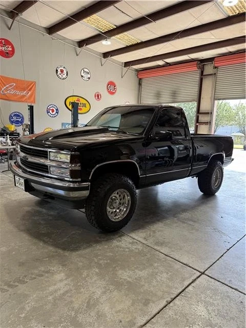 1994 Chevrolet C/K 4th Gen - Image 9 of 10