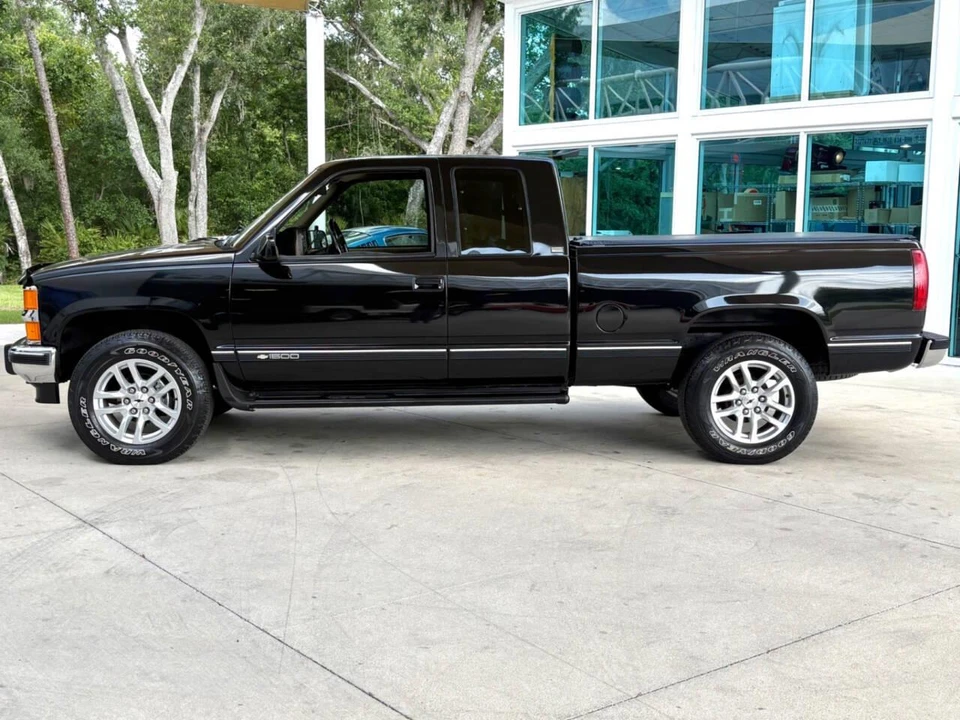 1994 Chevrolet C/K 4th Gen - Image 10 of 31