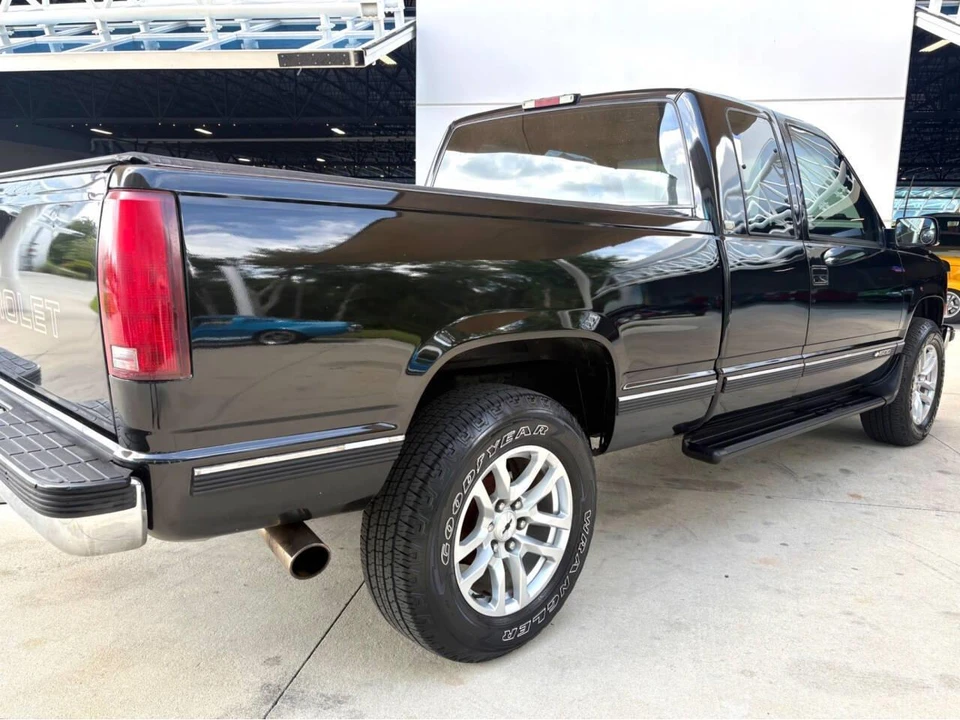 1994 Chevrolet C/K 4th Gen - Image 16 of 31