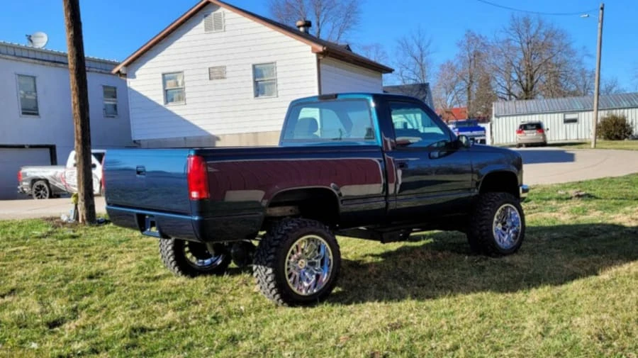 1994 Chevrolet C/K 4th Gen - Image 3 of 12