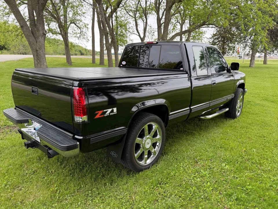 1994 Chevrolet C/K 4th Gen - Image 4 of 18