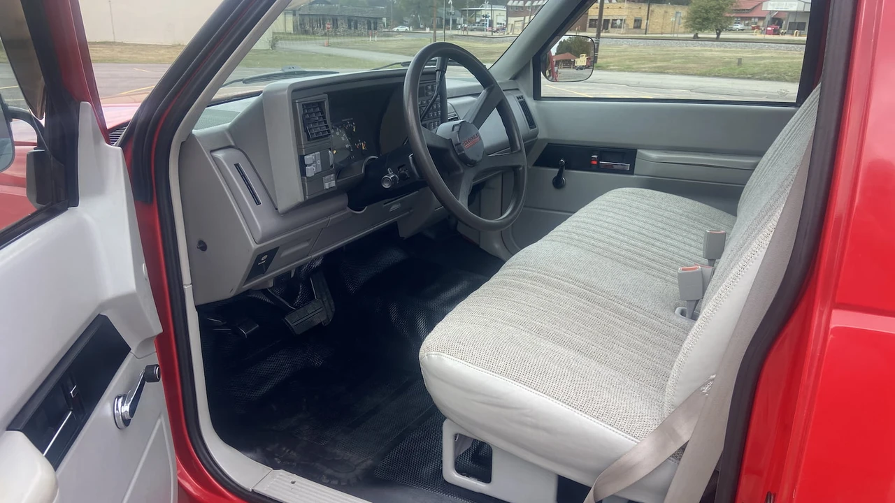 1994 Chevrolet C/K 4th Gen - Image 2 of 8