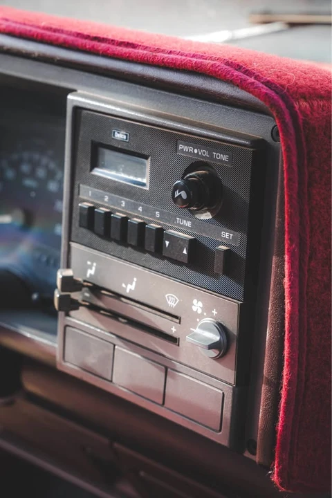 1994 Chevrolet C/K 4th Gen - Image 5 of 8