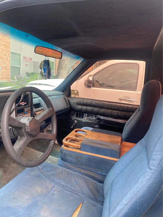 1994 Chevrolet C/K 4th Gen - Image 6 of 10