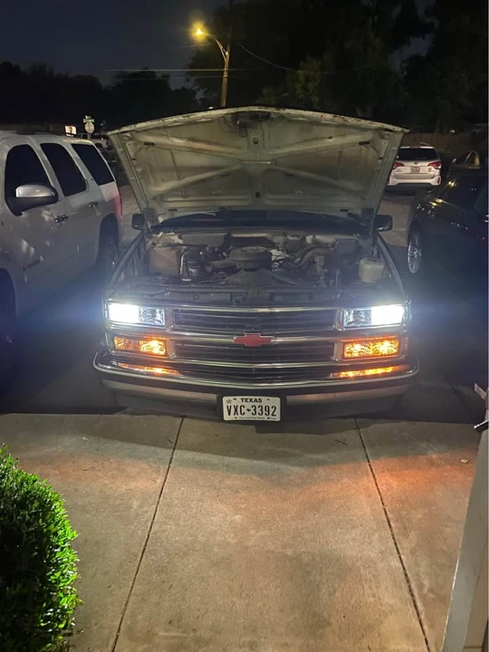 1994 Chevrolet C/K 4th Gen - Image 3 of 10