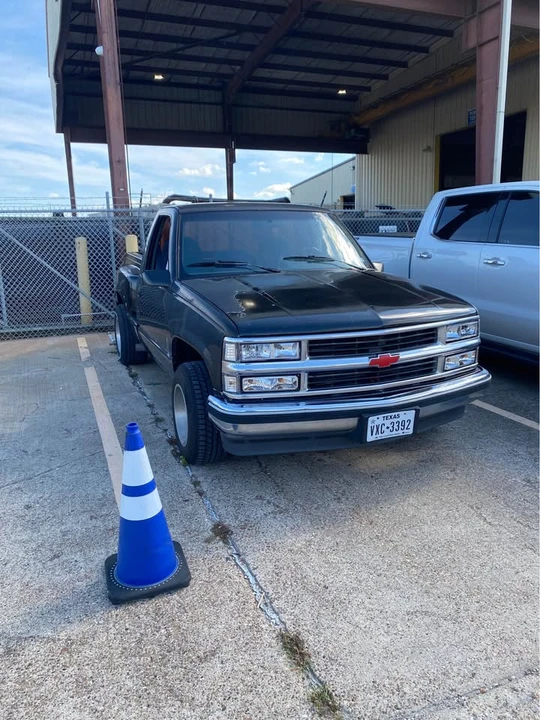 1994 Chevrolet C/K 4th Gen - Image 2 of 10