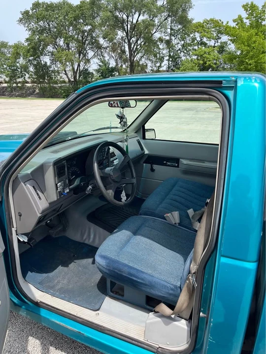 1994 Chevrolet C/K 4th Gen - Image 5 of 5