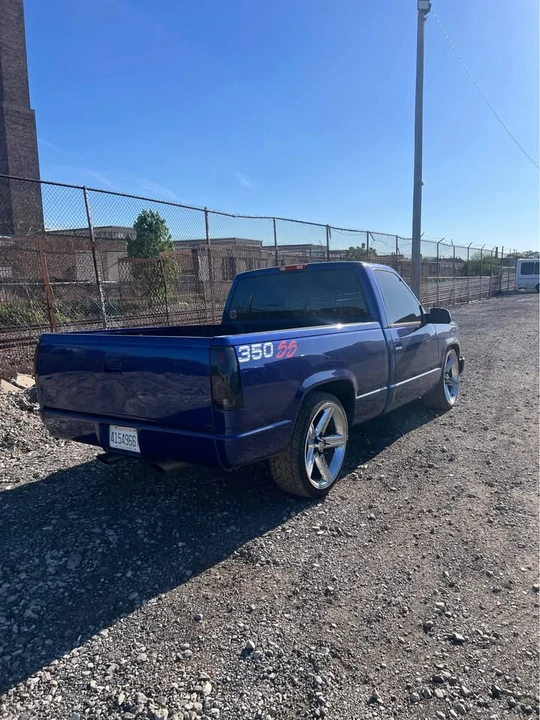 1994 Chevrolet C/K 4th Gen - Image 2 of 10
