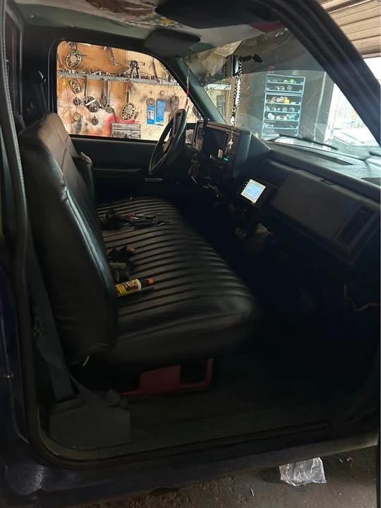 1994 Chevrolet C/K 4th Gen - Image 9 of 10