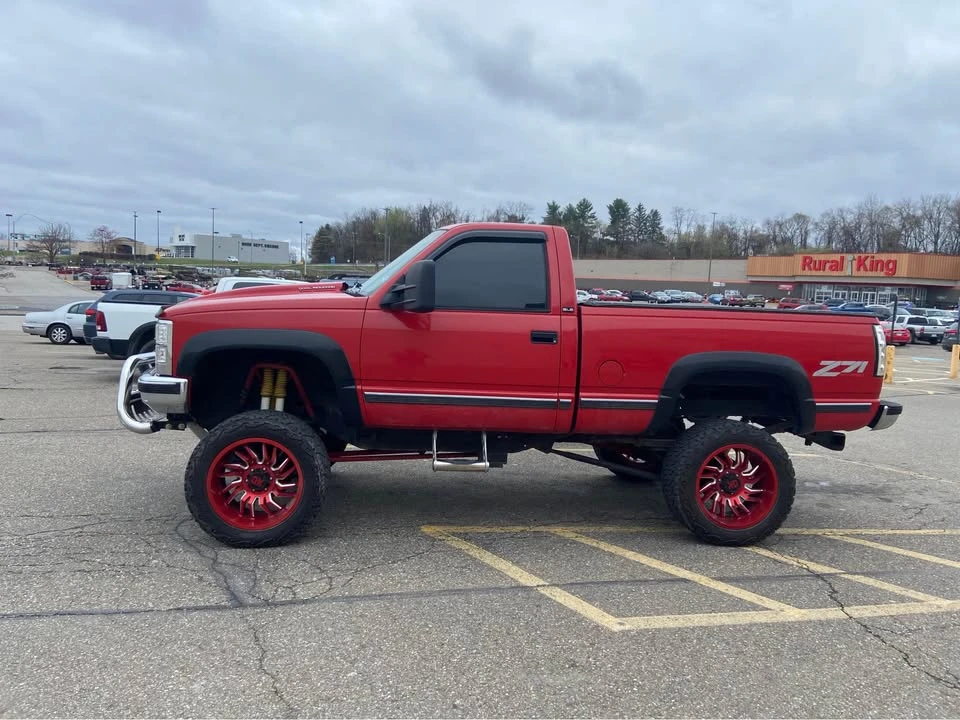 1994 Chevrolet Silverado 1st Gen - Image 4 of 11