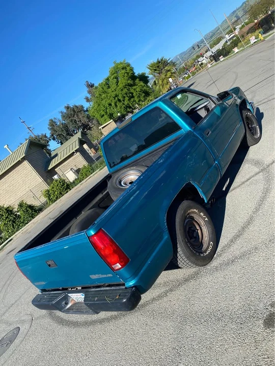 1994 Chevrolet C/K 4th Gen - Image 4 of 10