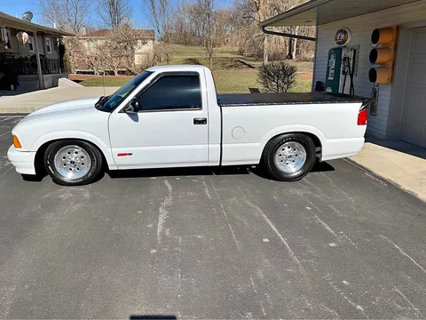 1994 Chevrolet 1500 Regular Cab Short Bed