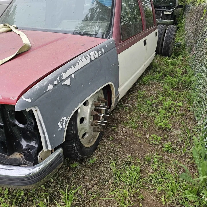 1994 Chevrolet C/K 4th Gen - Image 2 of 9