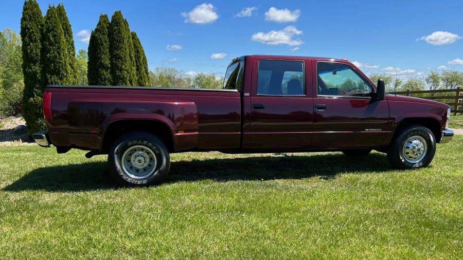 1994 Chevrolet C/K 4th Gen - Image 2 of 18