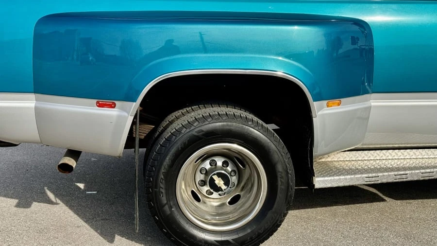1994 Chevrolet C/K 4th Gen - Image 19 of 31