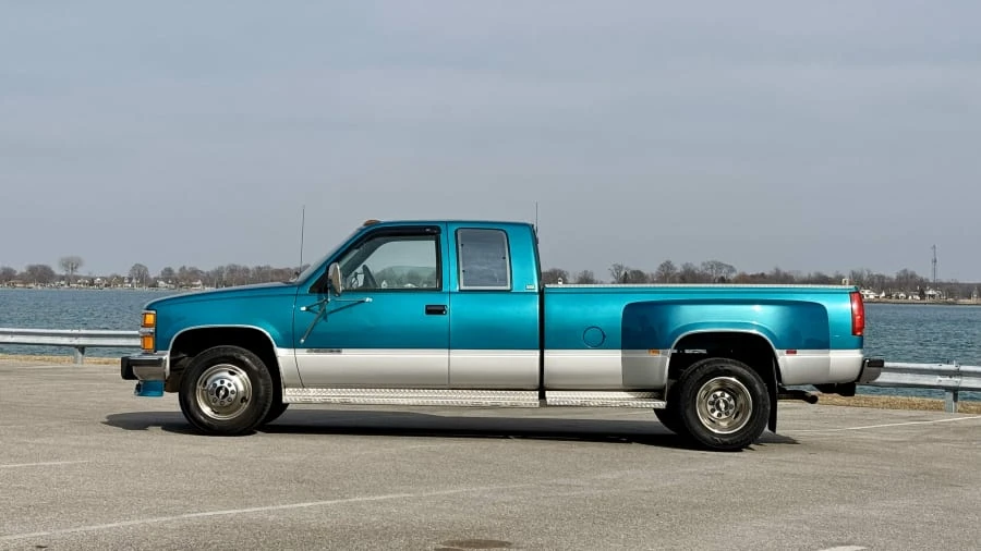 1994 Chevrolet C/K 4th Gen - Image 2 of 31