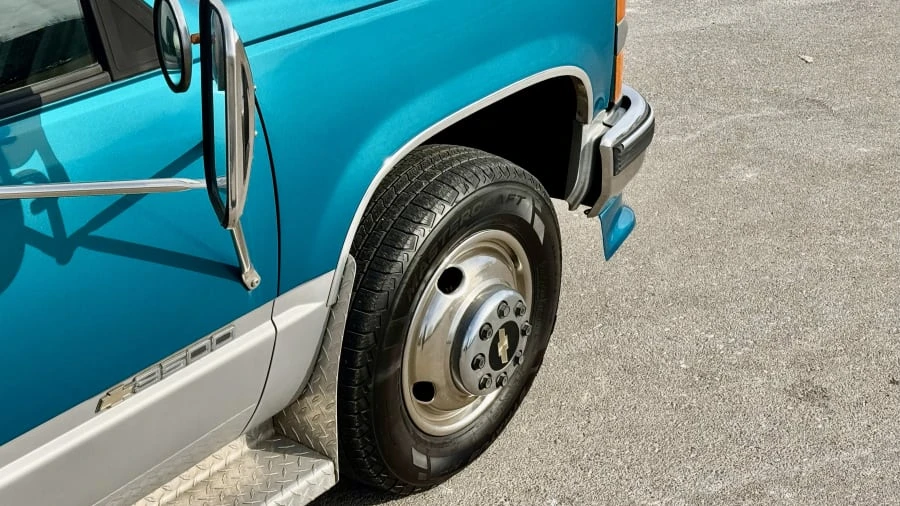 1994 Chevrolet C/K 4th Gen - Image 24 of 31
