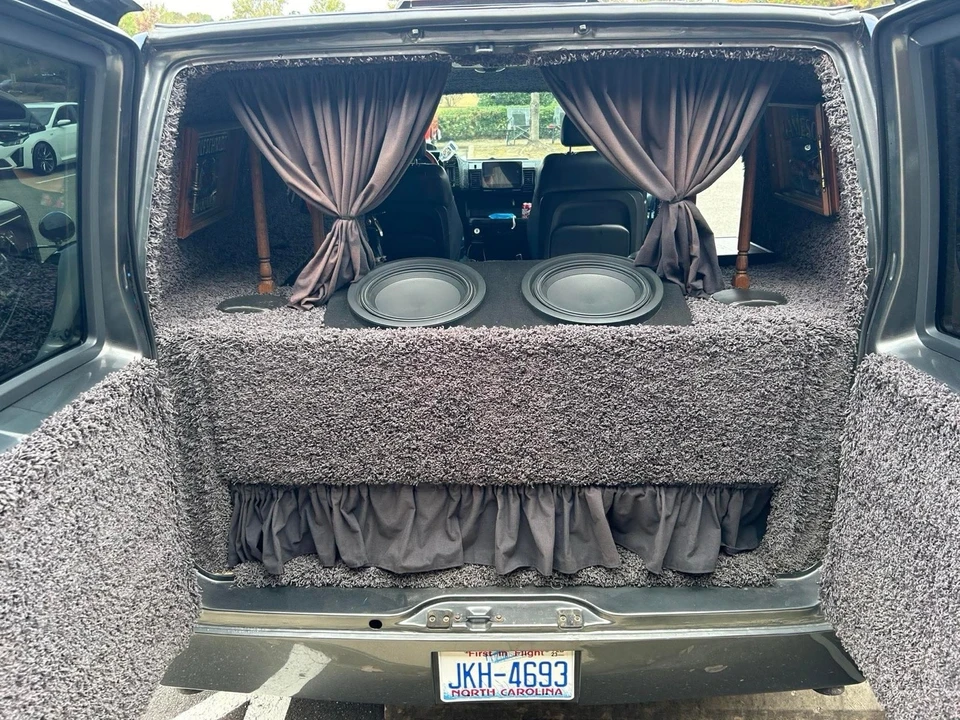 1994 Chevrolet Astro - Image 20 of 21