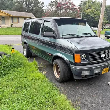 1994 Chevrolet Astro Passenger Discovery Conversion