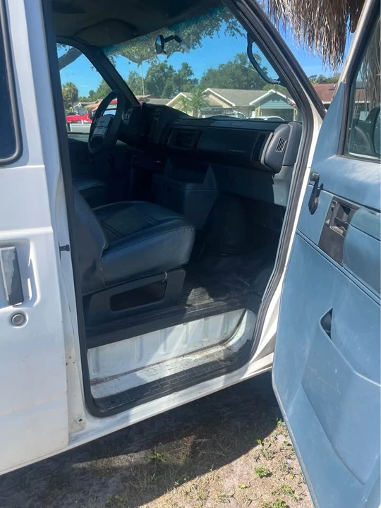 1994 Chevrolet Astro - Image 5 of 5