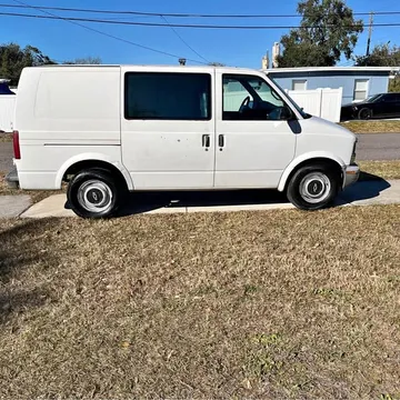 1994 Chevrolet Astro Passenger LT Minivan 3D
