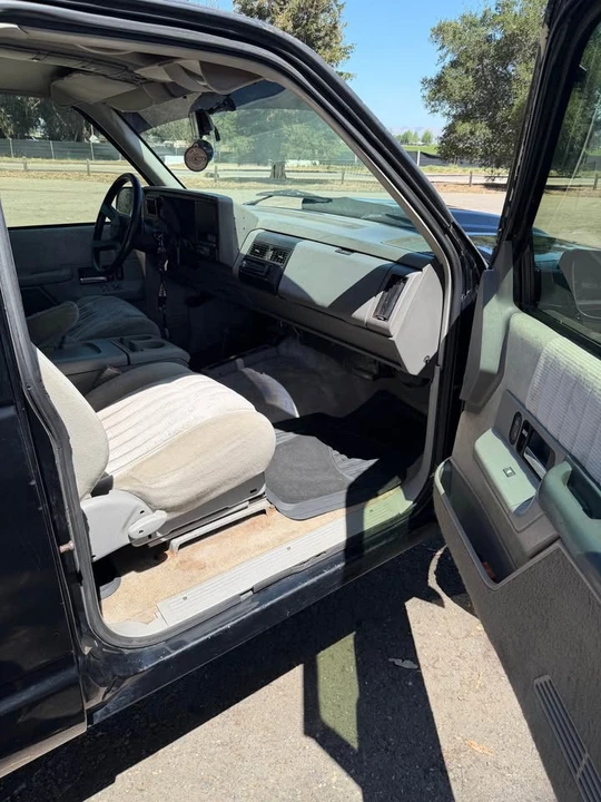 1994 Chevrolet Blazer - Image 8 of 13
