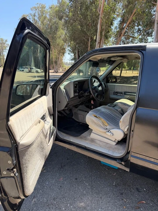1994 Chevrolet Blazer - Image 7 of 13
