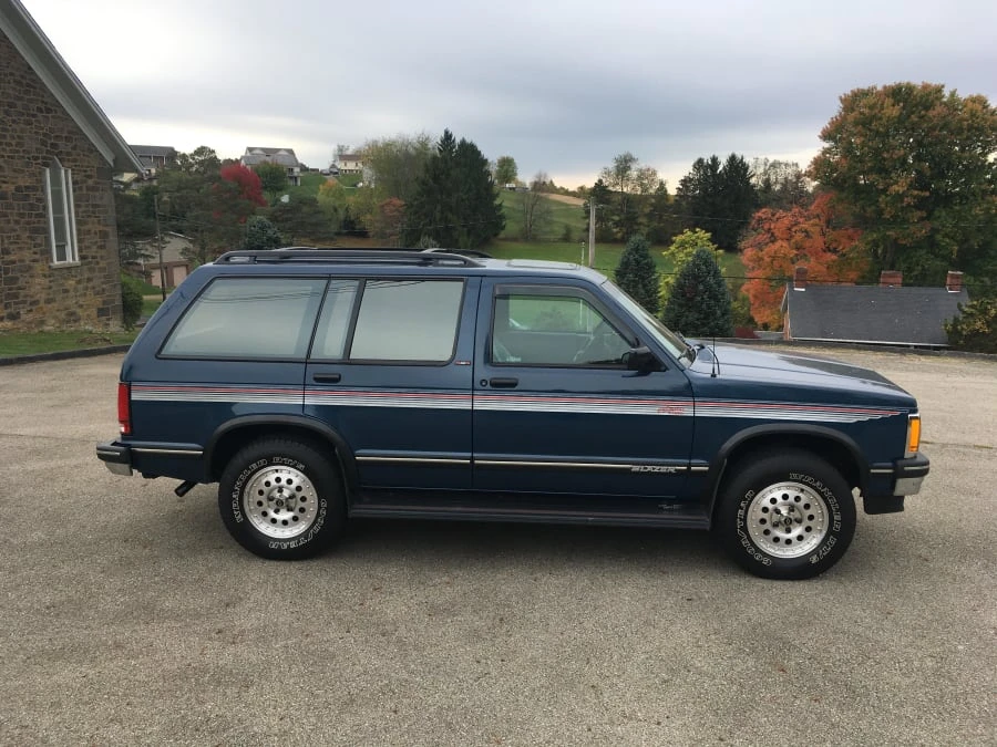 1994 Chevrolet K5 Blazer 3rd Gen - Image 6 of 7