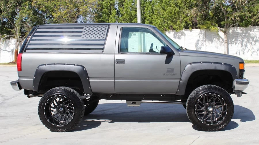 1994 Chevrolet Blazer - Image 2 of 18