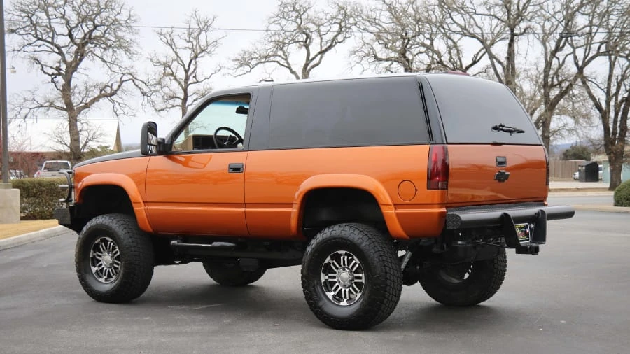 1994 Chevrolet K5 Blazer 3rd Gen - Image 2 of 12