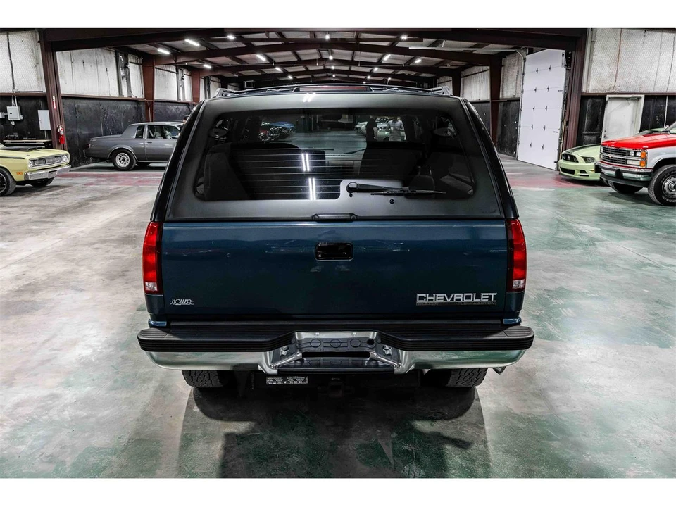 1994 Chevrolet K5 Blazer 3rd Gen - Image 4 of 22