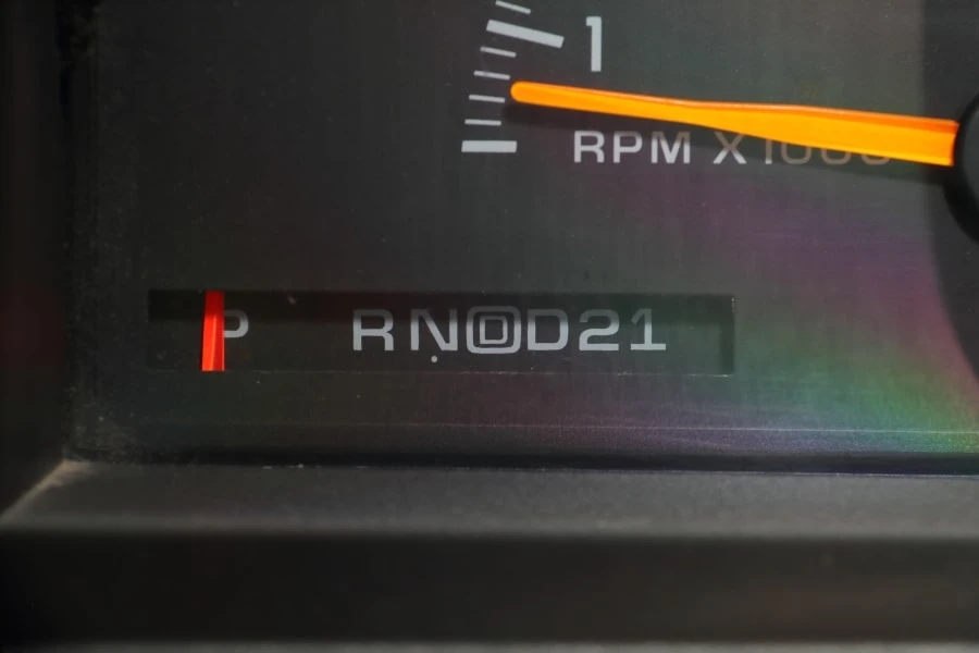 1994 Chevrolet K5 Blazer 3rd Gen - Image 16 of 27